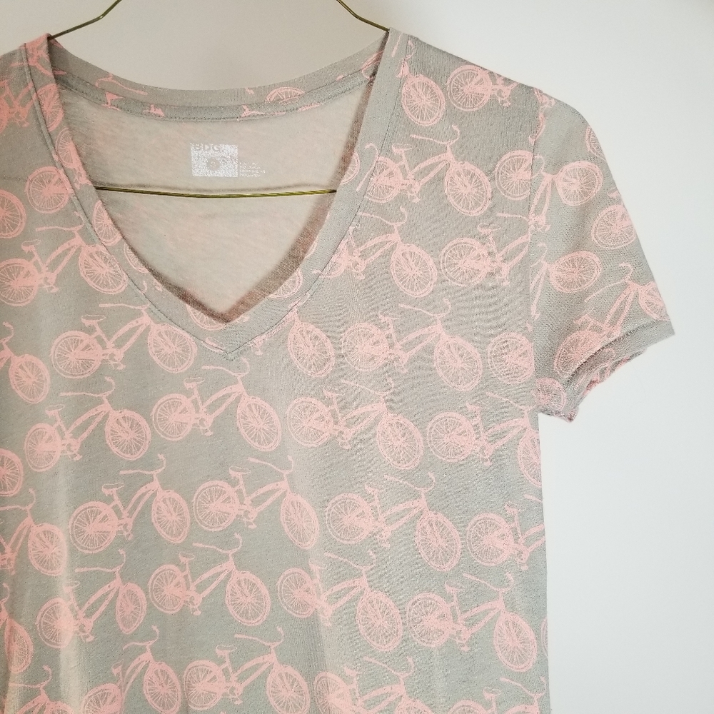 Urban Outfitters Tee Top Short Sleeve T-shirt XS to Small GUC Pastel Pink Grey
